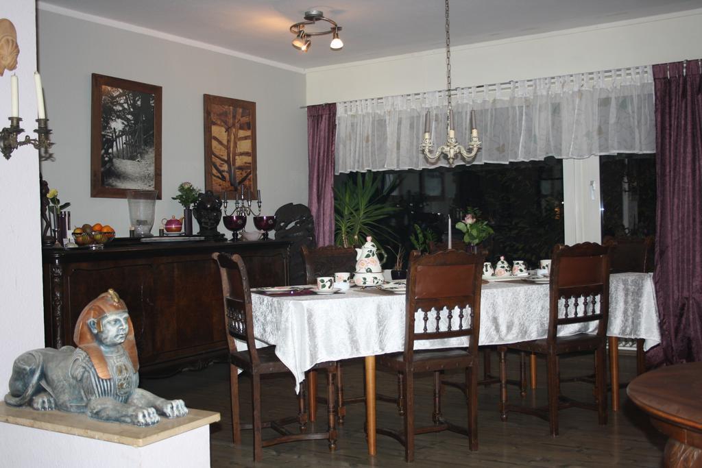 Hotel Haus Silbertal Much Esterno foto